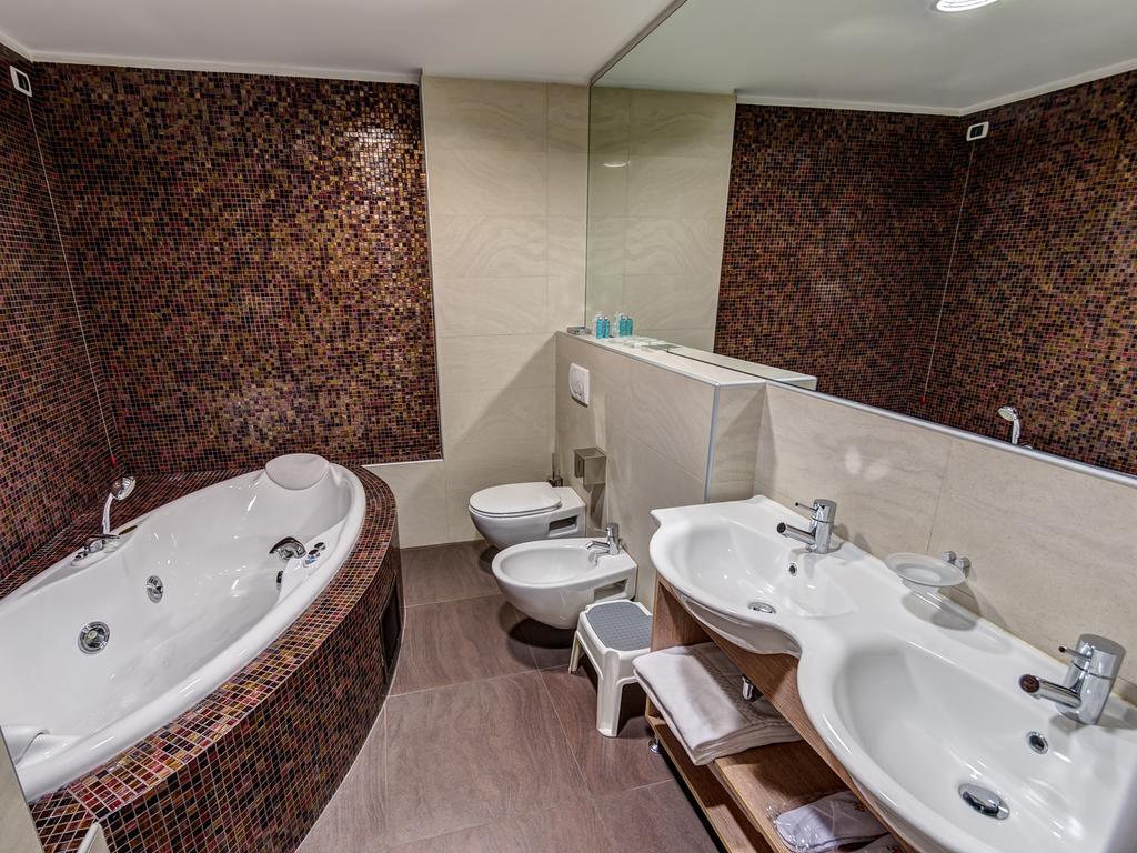 Hotel Capital Rovigo Eksteriør bilde