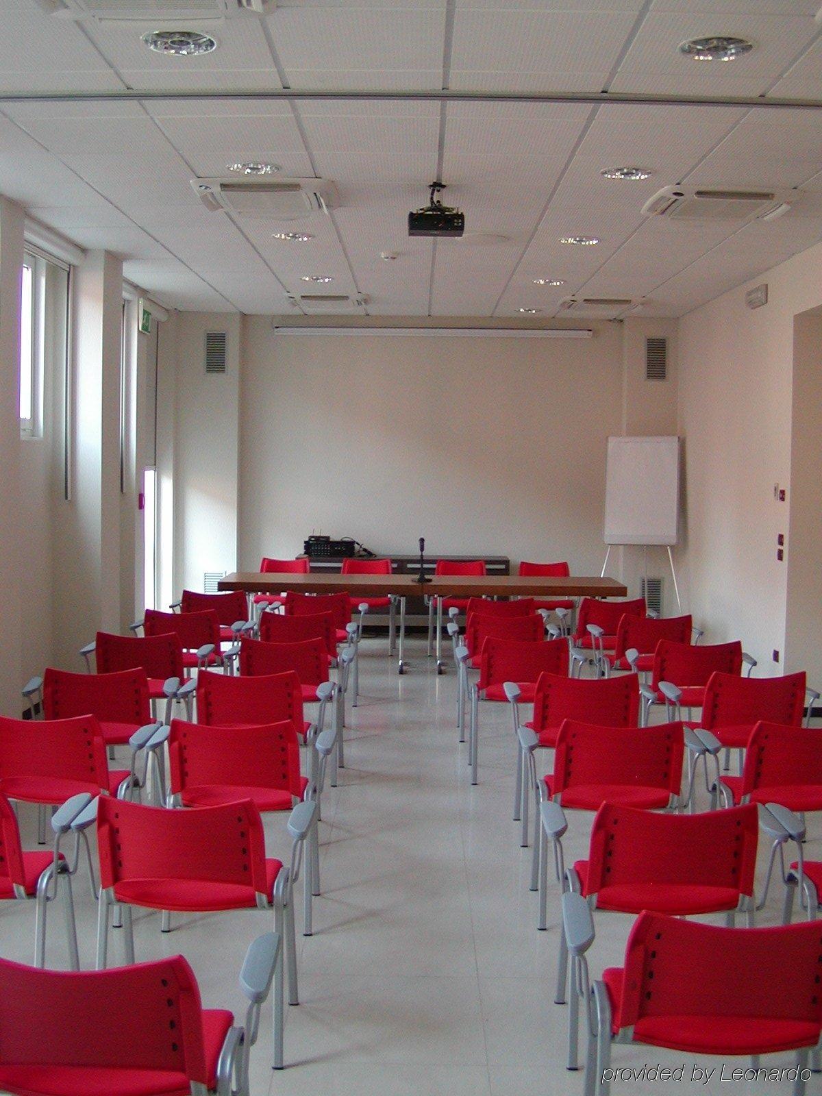 Hotel Capital Rovigo Eksteriør bilde